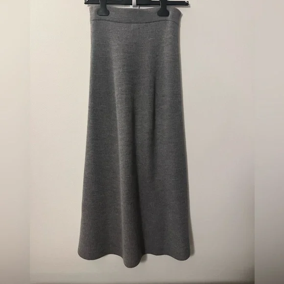 Max Mara - Agile ribbed wool maxi skirt - Picture 6 of 11